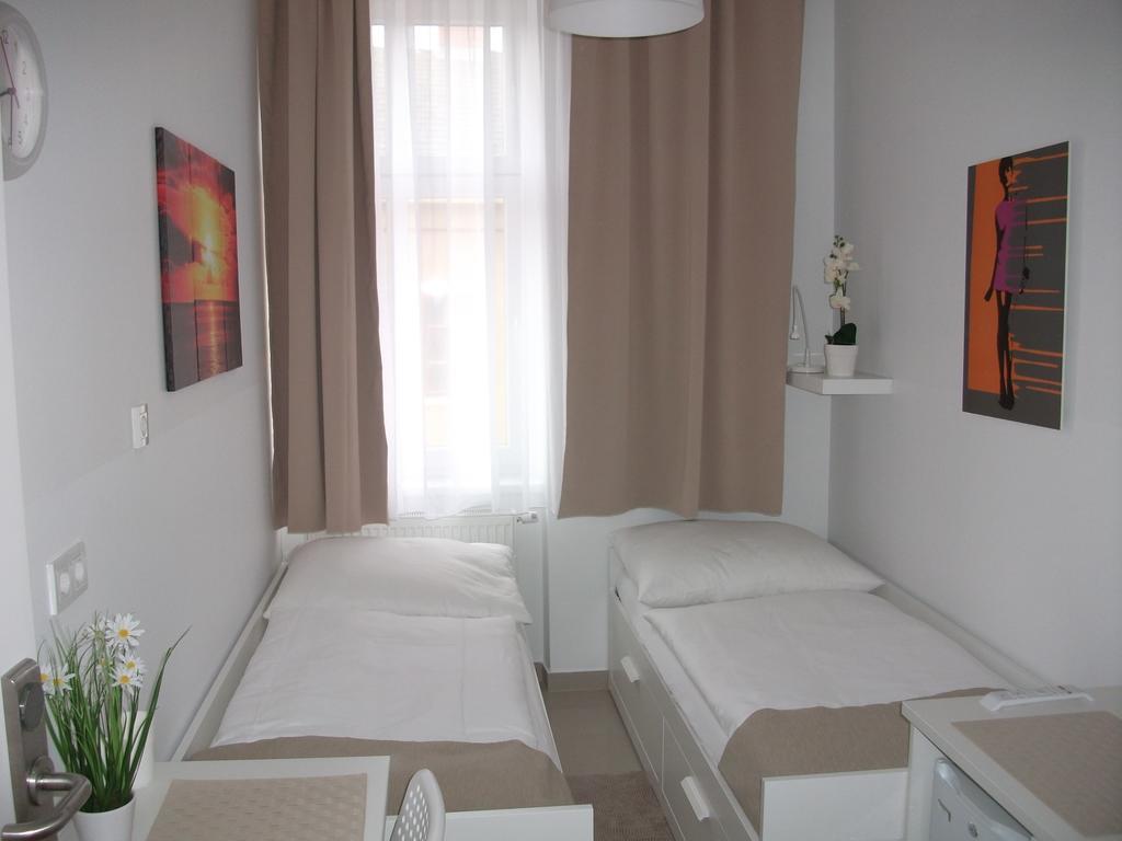 Ch-Vienna City Rooms Phòng bức ảnh